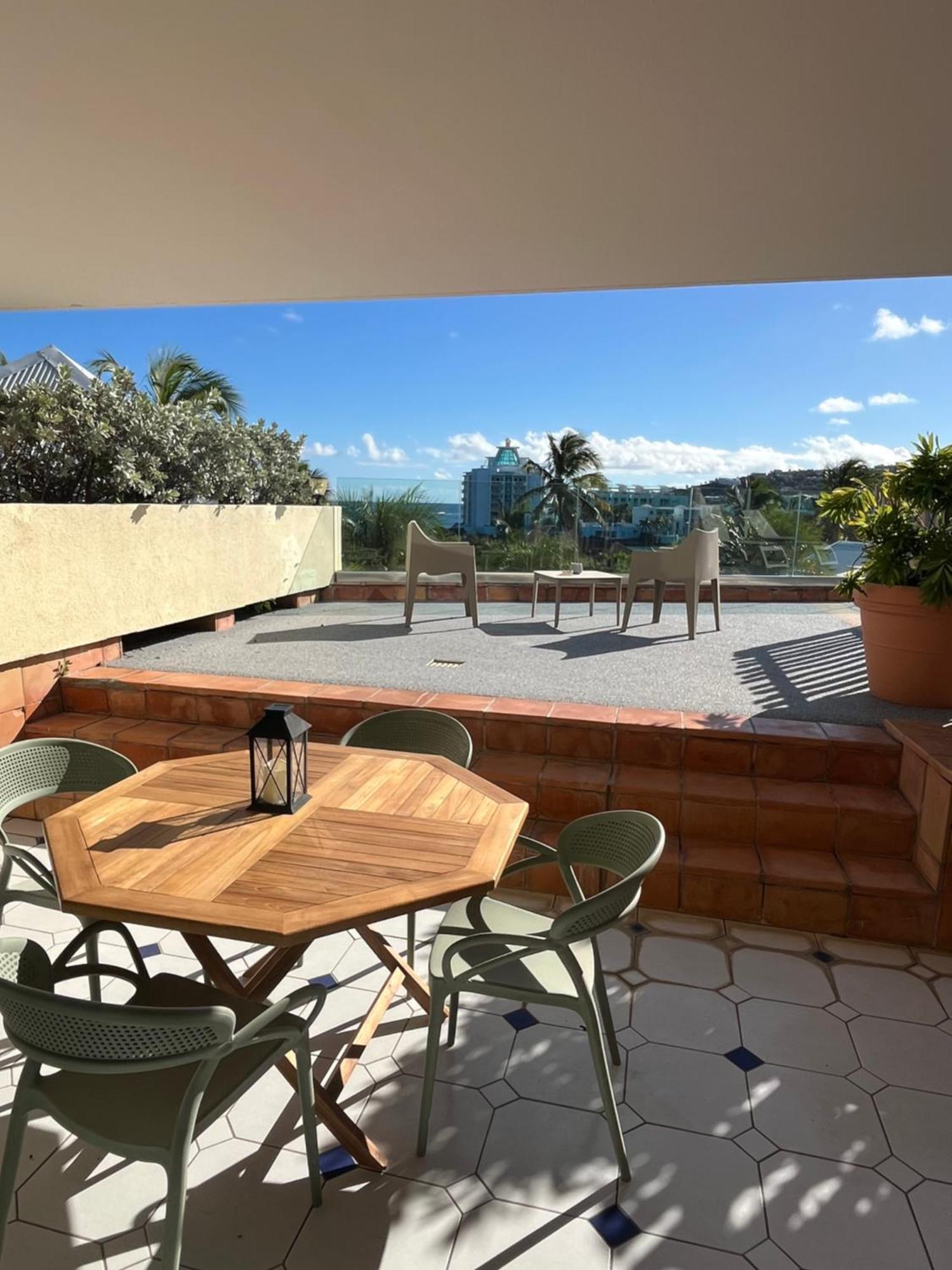 Colombus Residence Oyster Pond Exterior photo